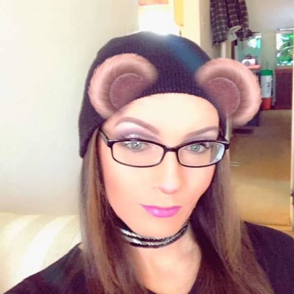 Meet your Posher, Jenna - Picture 1 of 1